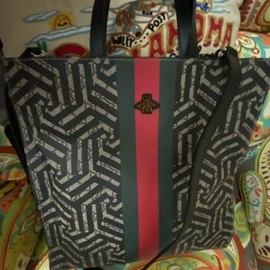 Gucci beige Caleido tote